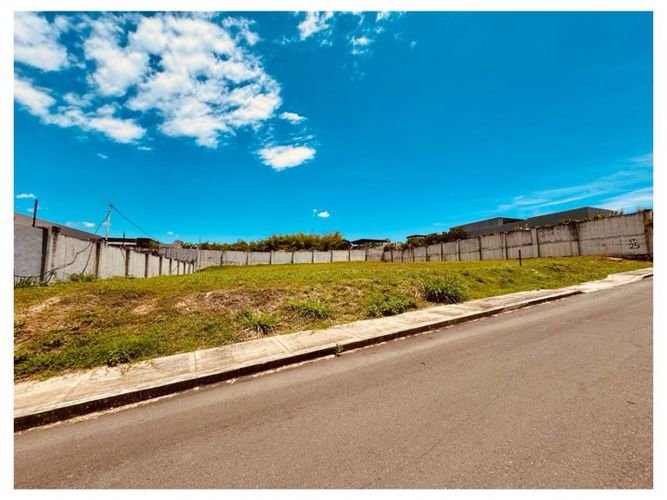 Lote en venta en Cerritos, Pereira, 2438 m² · foto 6 de 7