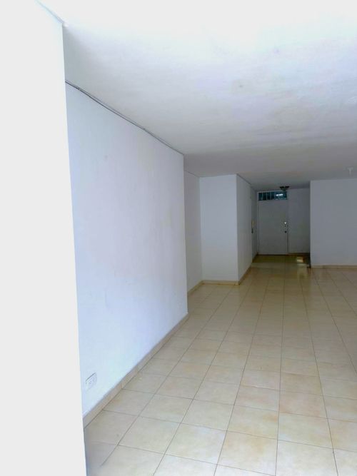Apartamento en venta en Centenario, Cali · foto 6 de 24
