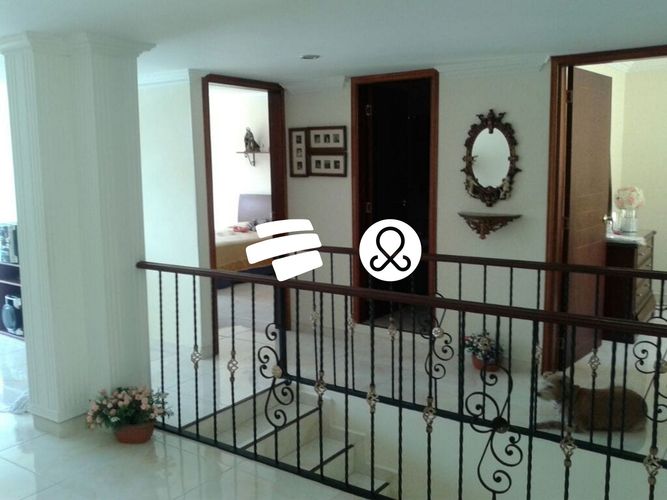 Apartamento de 5 alcobas en venta en Laureles, Medellín, 300 m² · foto 8 de 12
