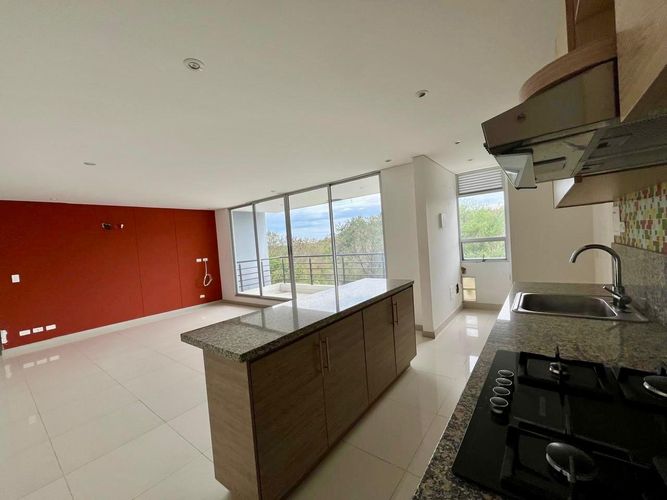Apartamento de 3 alcobas en venta en Julio Campos Gonzalez, Girardot, 84 m² · foto 2 de 23