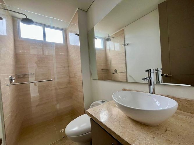 Apartamento de 3 alcobas en venta en Julio Campos Gonzalez, Girardot, 84 m² · foto 12 de 23