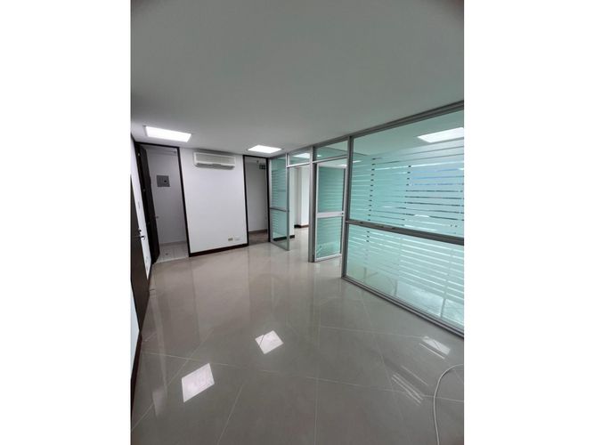 Oficina en venta en La Candelaria, Medellín, 50 m² · foto 5 de 5