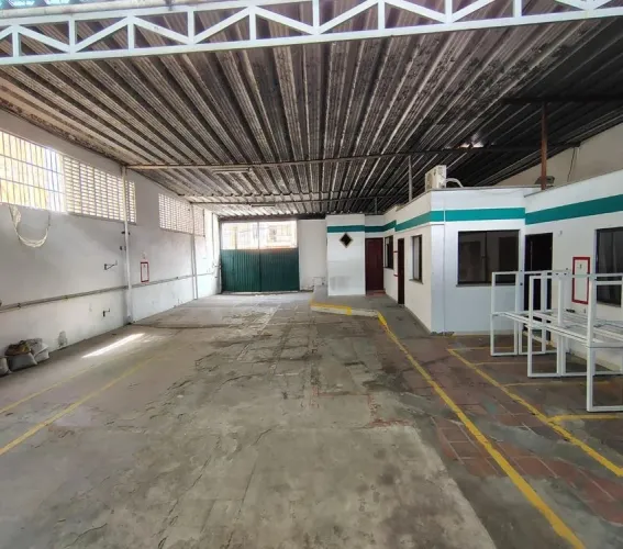 Bodega en arriendo en Aranzoque, Floridablanca, 480 m² · foto 2 de 20