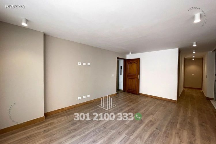Apartamento de 2 alcobas en arriendo en Laureles, Medellín, 156 m² · foto 2 de 19