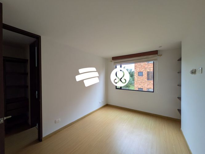 Apartamento de 2 alcobas en venta en El Campin, Chía, 57 m² · foto 3 de 12