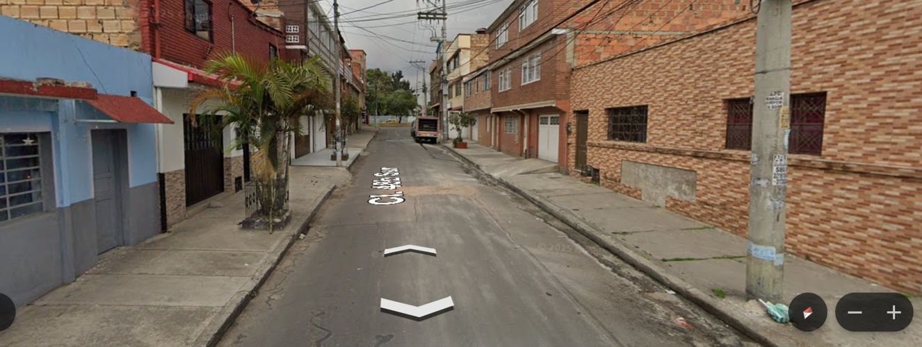 Casa de 4 alcobas en venta en Samore, Bogotá, 192 m² · foto 3 de 4