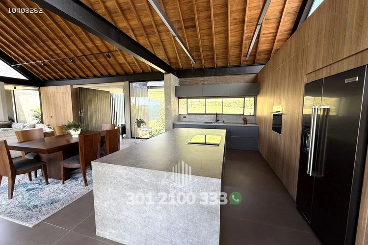 Casa de 3 alcobas en arriendo en Las Palmas, Envigado, 390 m² · foto 14 de 24