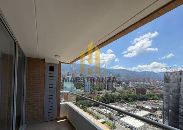 Apartamento de 3 alcobas en venta en Villa Carlota, Medellín, 100 m² · foto 2 de 13