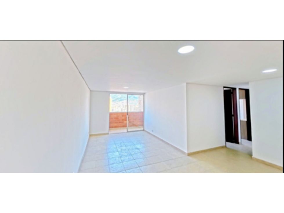 Apartamento de 3 habitaciones en venta en Los Colores, Medellín — imagen 1 de 19