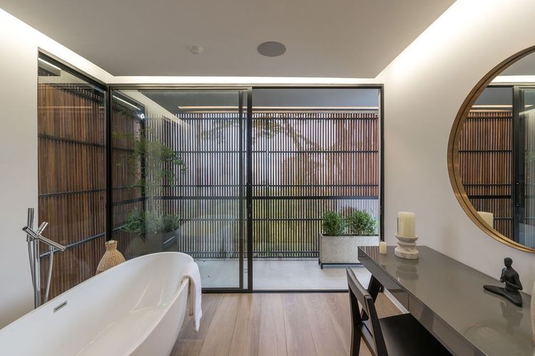 Casa de 8 alcobas en venta en Las Palmas, Medellín, 595 m² · foto 10 de 16