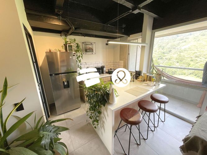 Apartamento de 1 alcoba en venta en Las Lomitas, Sabaneta, 57 m² · foto 3 de 13