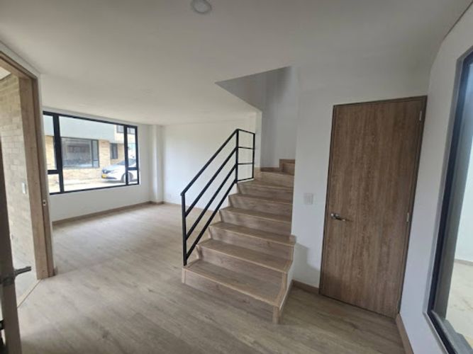 Casa de 3 alcobas en venta en El Paraiso Sector Bojaca, Chía, 112 m² · foto 2 de 24