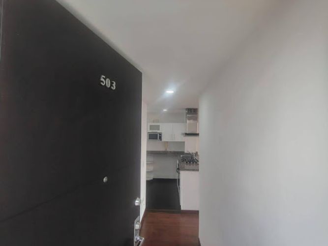 Apartaestudio en venta en El Batán, Bogotá, 45 m² · foto 3 de 20
