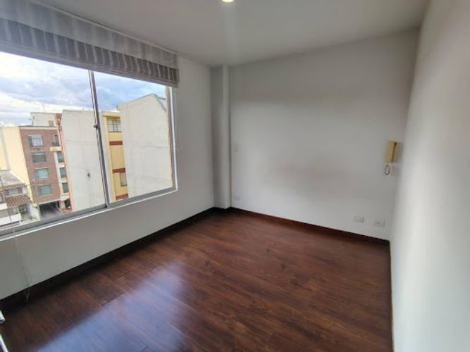 Apartaestudio en venta en El Batán, Bogotá, 45 m² · foto 10 de 20