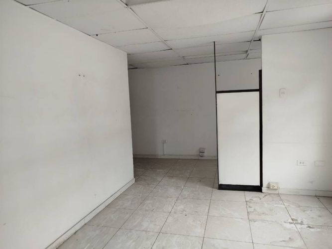 Local en arriendo en Troncal, Cali, 130 m² · foto 8 de 15