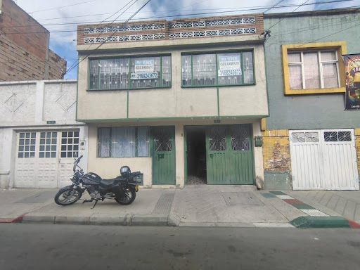 Casa en venta en El Carmen, Bogotá · foto 12 de 15