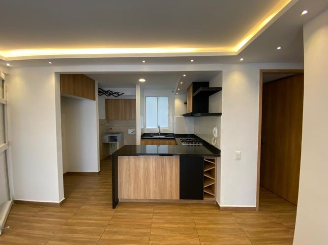Apartamento de 2 alcobas en venta en El Carmelo, Candelaria, 57 m² · foto 3 de 24