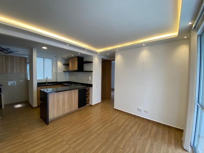Apartamento de 2 alcobas en venta en El Carmelo, Candelaria, 57 m² · foto 5 de 24