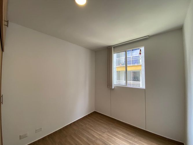 Apartamento de 2 alcobas en venta en El Carmelo, Candelaria, 57 m² · foto 12 de 24