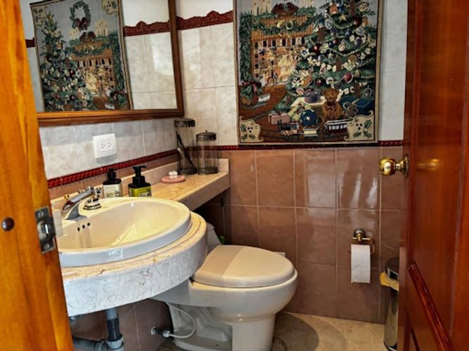 Casa de 3 alcobas en venta en Ilarco, Bogotá, 280 m² · foto 9 de 24