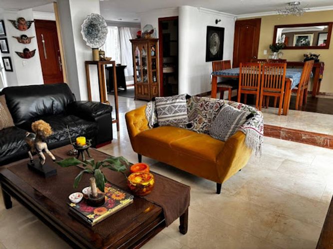 Casa de 3 alcobas en venta en Ilarco, Bogotá, 280 m² · foto 11 de 24