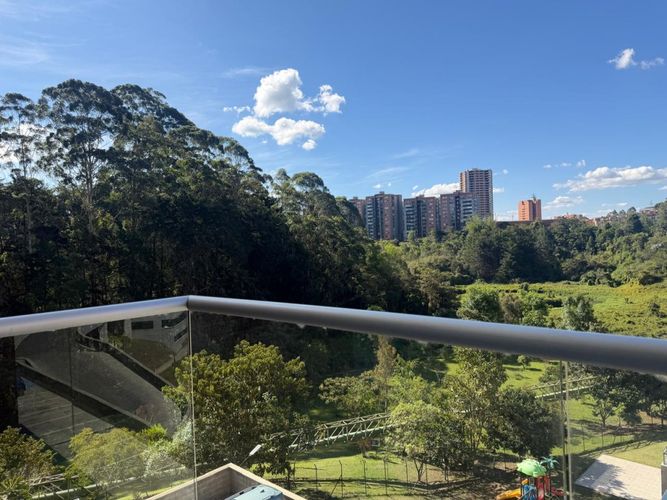 Apartamento de 2 alcobas en venta en El Faro, Rionegro, 63 m² · foto 23 de 24