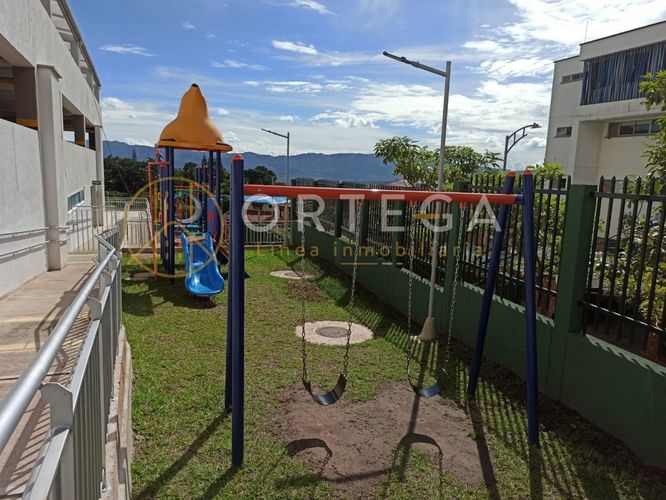 Apartamento de 3 alcobas en venta en Ruitoque, Floridablanca, 75 m² · foto 4 de 24