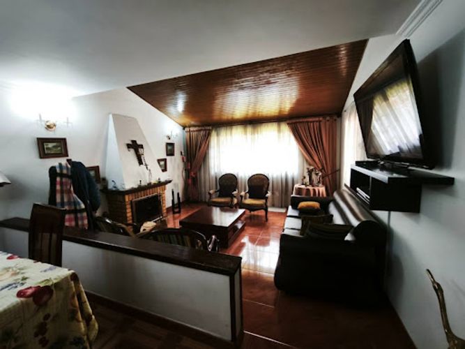 Casa de 4 alcobas en venta en Estrella Del Norte, Bogotá, 285 m² · foto 3 de 24