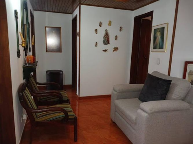 Casa de 4 alcobas en venta en Estrella Del Norte, Bogotá, 285 m² · foto 18 de 24
