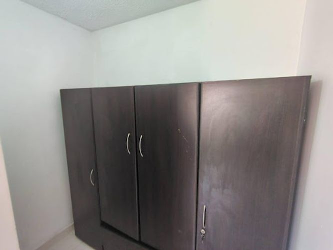 Apartamento de 3 alcobas en venta en Cr. La Finca Sm 9, Madrid, 67 m² · foto 16 de 24