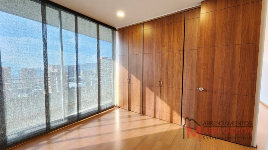 Apartamento de 2 alcobas en venta en El Poblado, Medellín, 115 m² · foto 14 de 23