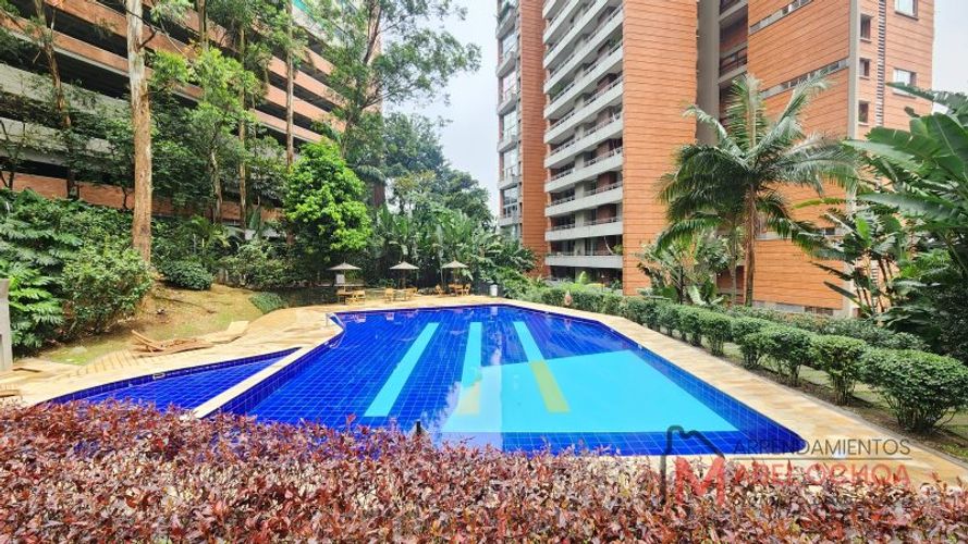 Apartamento de 2 alcobas en venta en El Poblado, Medellín, 115 m² · foto 19 de 23