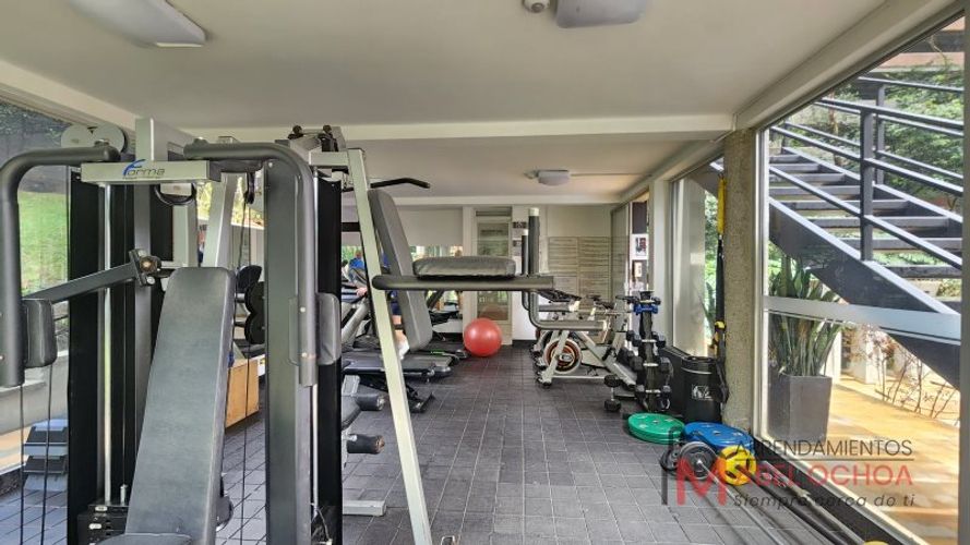 Apartamento de 2 alcobas en venta en El Poblado, Medellín, 115 m² · foto 22 de 23