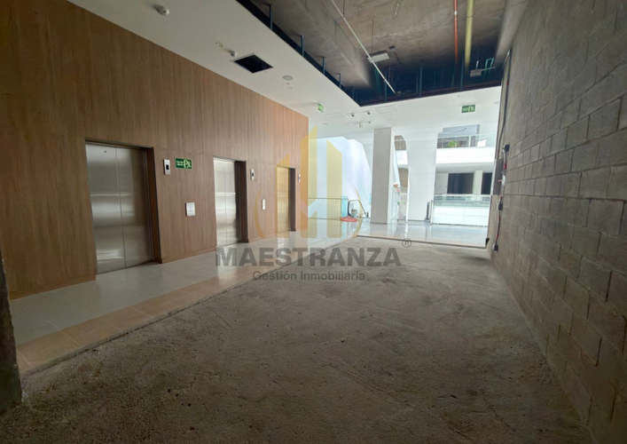 Local en arriendo en Lorena, Medellín, 28 m² · foto 2 de 8