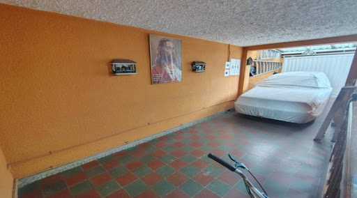 Casa en venta en Fontibon, Bogotá · foto 3 de 24