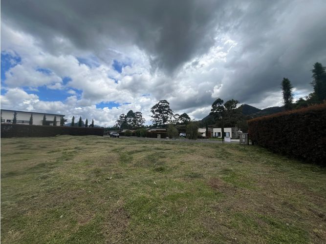 Lote en venta en El Carmen de Viboral, 2982 m² · foto 3 de 5