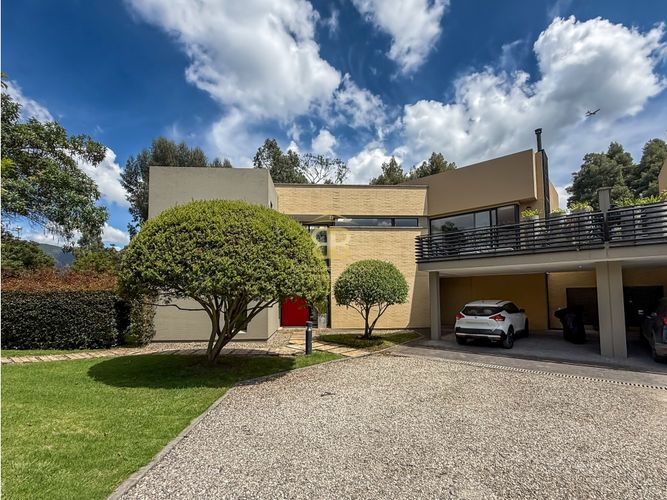 Casa de 4 alcobas en venta en Pueblo Viejo, Cota, 285 m² · foto 2 de 24