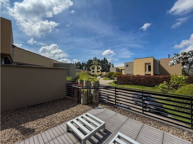 Casa de 4 alcobas en venta en Pueblo Viejo, Cota, 285 m² · foto 13 de 24