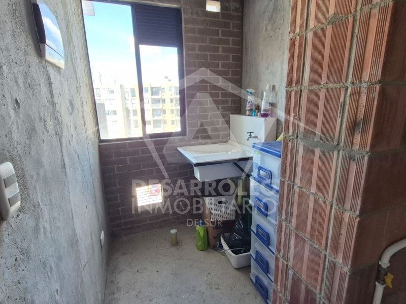 Apartamento en venta en Cuatro Esquinas, Marinilla · foto 3 de 9
