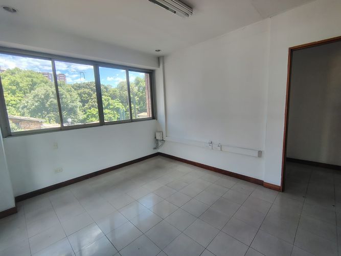 Oficina en arriendo en El Poblado, Medellín, 217 m² · foto 15 de 15
