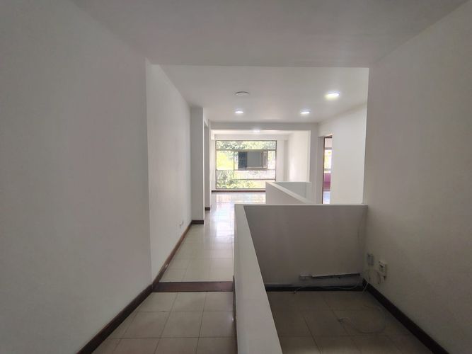 Oficina en arriendo en El Poblado, Medellín, 217 m² · foto 2 de 15