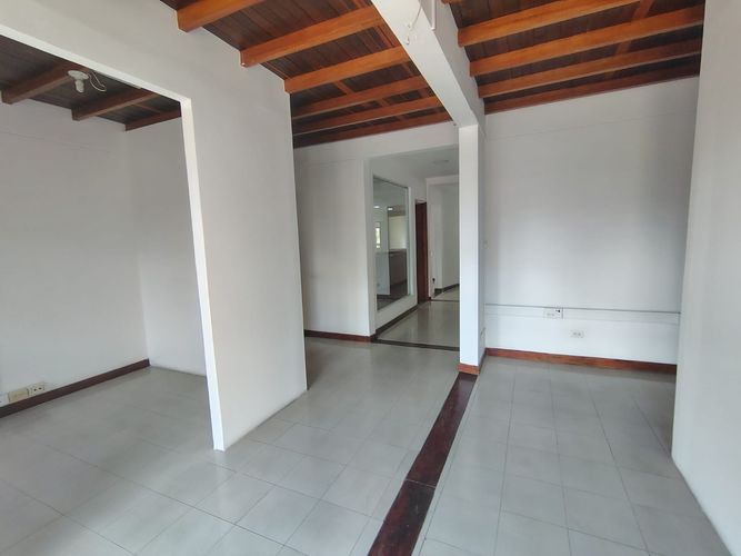 Oficina en arriendo en El Poblado, Medellín, 217 m² · foto 5 de 15