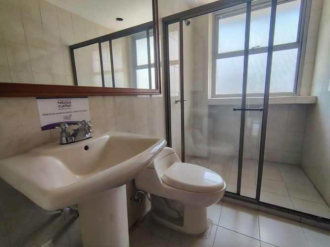 Oficina en arriendo en El Poblado, Medellín, 217 m² · foto 11 de 15