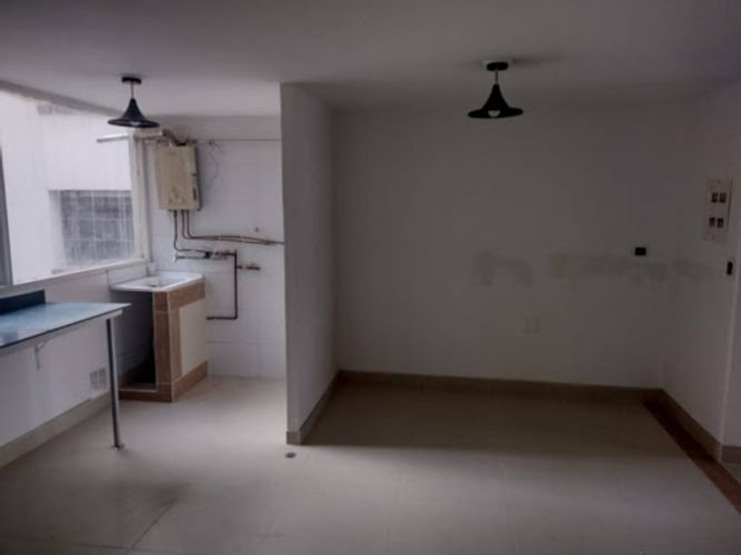 Apartamento de 3 alcobas en venta en Las Acacias, Bogotá, 102 m² · foto 3 de 24
