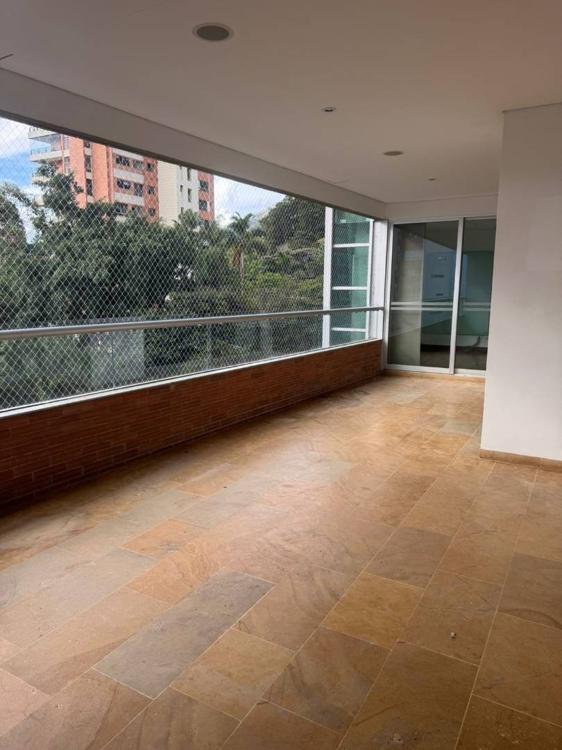 Apartamento en arriendo en El Tesoro, Medellín · foto 17 de 24