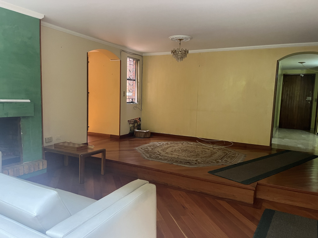 Apartamento en venta en Los Rosales, Bogotá · foto 12 de 16