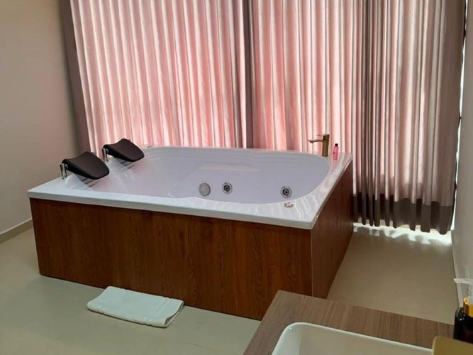 Oficina en venta en El Poblado, Medellín, 350 m² · foto 9 de 13