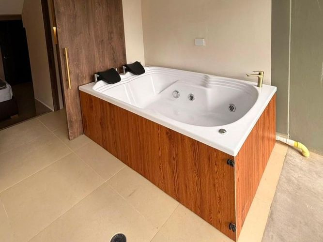 Oficina en venta en El Poblado, Medellín, 350 m² · foto 10 de 13