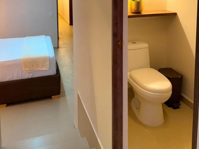 Oficina en venta en El Poblado, Medellín, 350 m² · foto 12 de 13