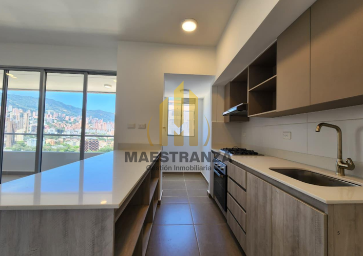 Apartamento de 3 alcobas en venta en Villa Carlota, Medellín, 100 m² · foto 9 de 14